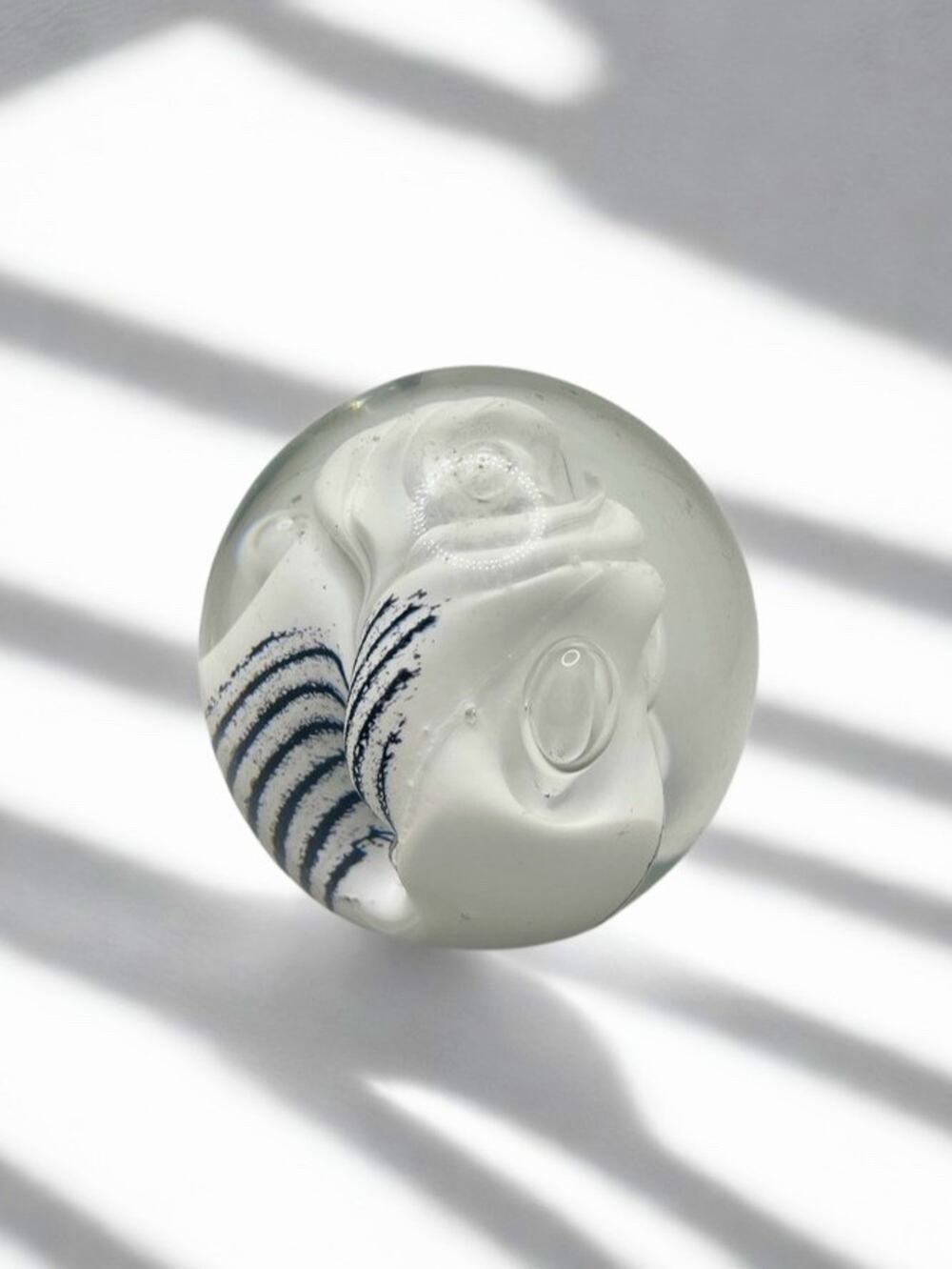 Caithness Scotland Snow Trail Paperweight Margot Thompson Studio Art Glass